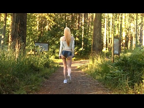 ❤️ Krásna žena sa pohybuje pomaly, nie nahé video ️ Šukanie video na sk.nicepornphotos.ru ❌